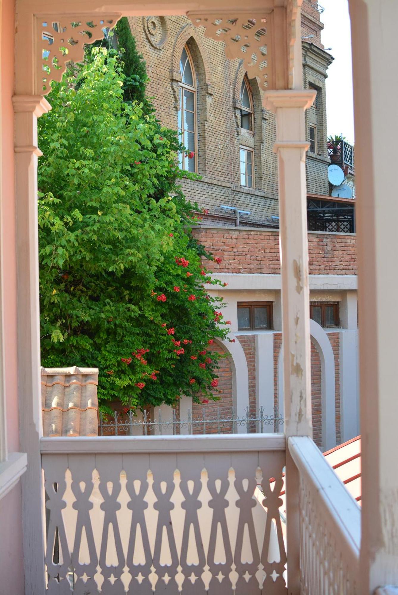 Hotel Canyon Tbilisi Eksteriør billede