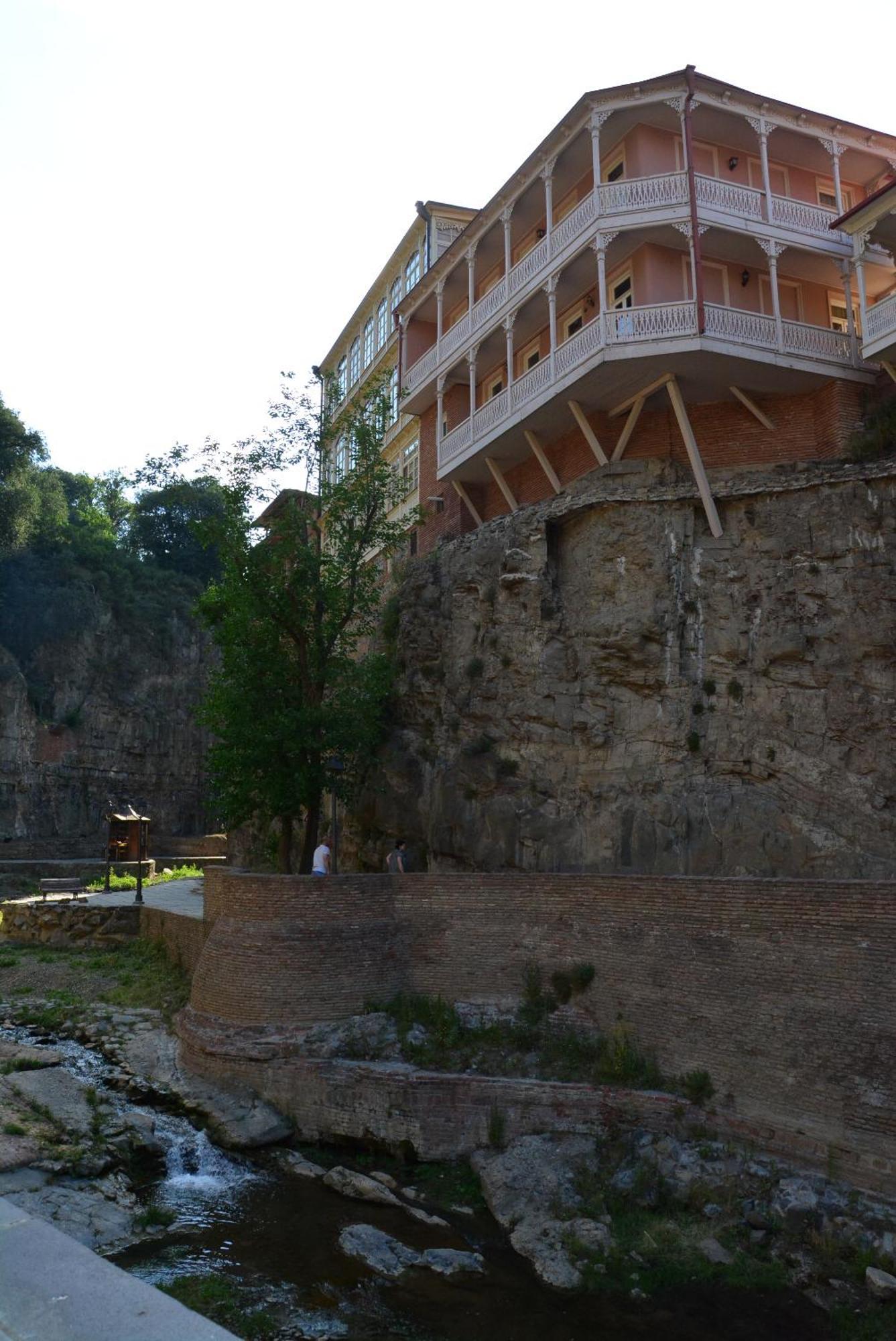 Hotel Canyon Tbilisi Eksteriør billede