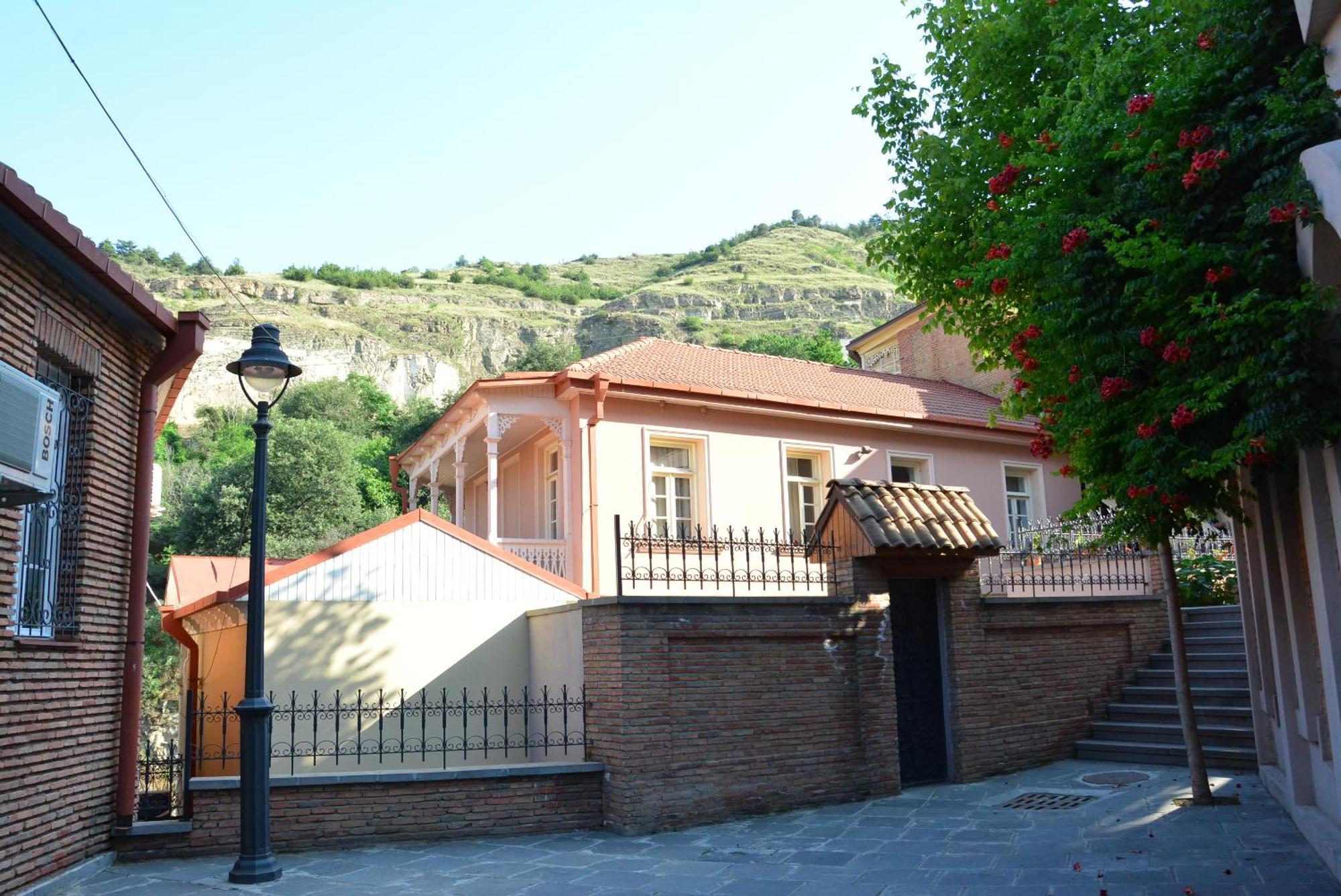 Hotel Canyon Tbilisi Eksteriør billede
